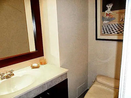 Baños del Alquiler de Departamento cerca de miraflores